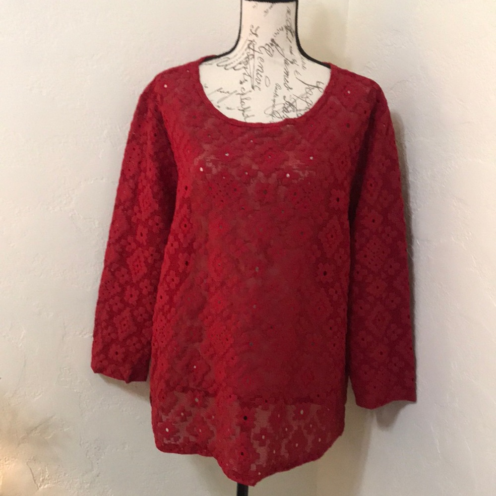 NWOT Signature Weekend Red Lace Top. Size 1X